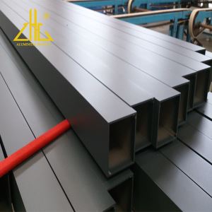 PVDF-beläggning av aluminiumprofil